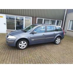 Renault MEGANE MÉGANE GRAND TOUR 1.6 16V PRIVILÈGE