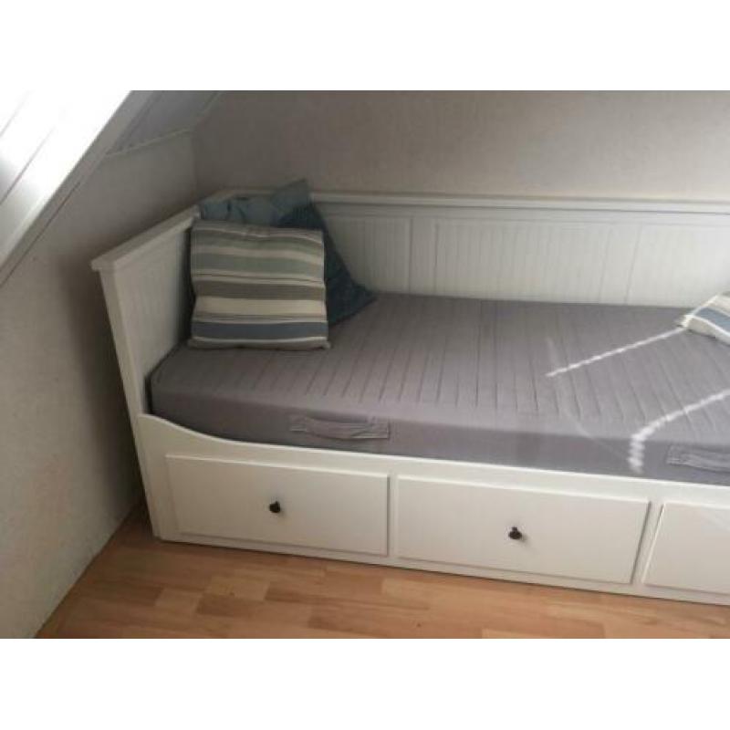 Ikea Hemnes Bed Bank wit
