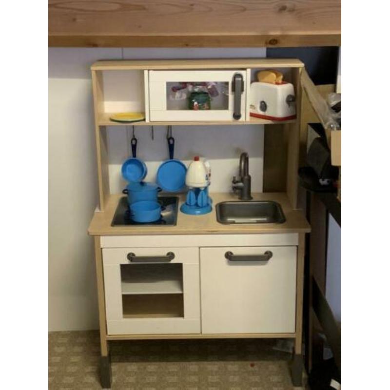 Ikea keukentje met div accessoires