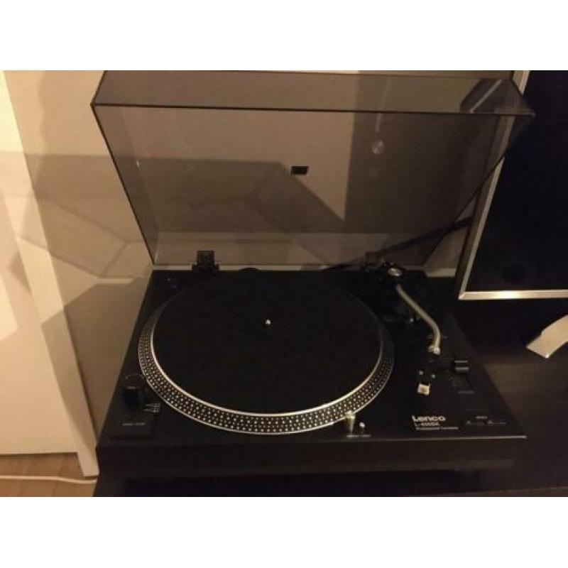 Turntable