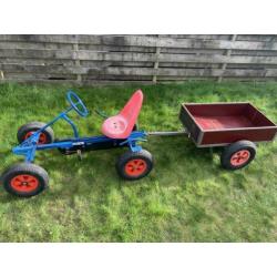 Mammoet Skelter met aanhanger