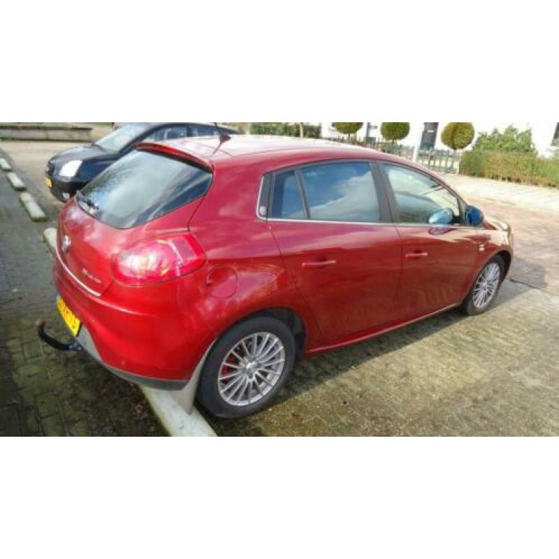 Fiat Bravo 1.4 T-jet 150PK SPORT UITVOERING 5DR 2007 Rood