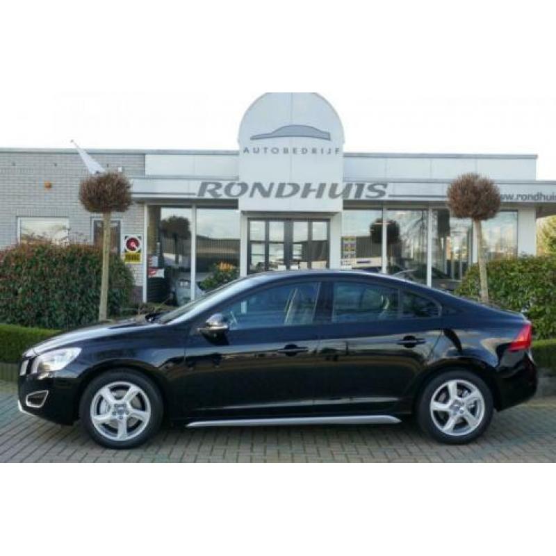 Volvo S60 2.0T Turbo Intro Edition 200 pk * Navi/Climate/Cru