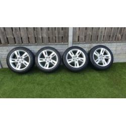 Orginele Volvo V60 Sadia 235/45/R17 velgen