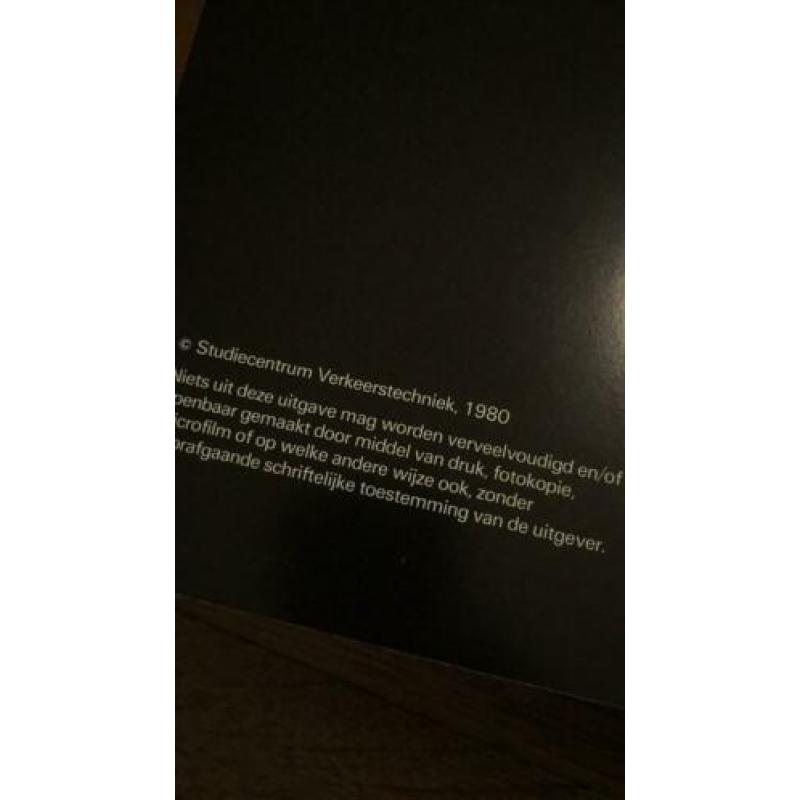 Stadsbewegwijzering 1980. Omslagillustratie: Ever Meulen.