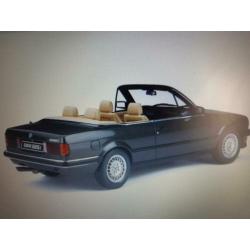 BMW E30 325i Cabriolet Groen OT572 Otto Ottomobile 1/18