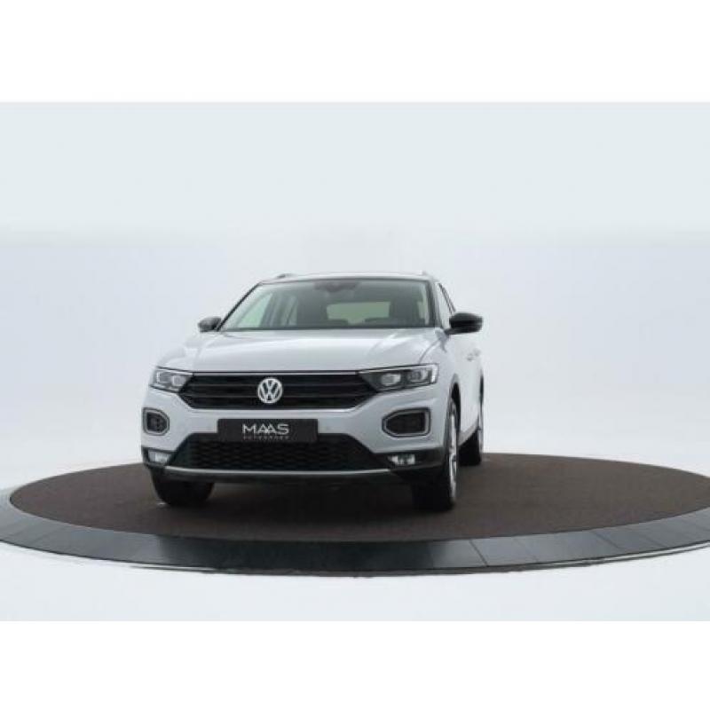 Volkswagen T-Roc 1.0 Tsi 115pk Style | Navigatie | Virtual C