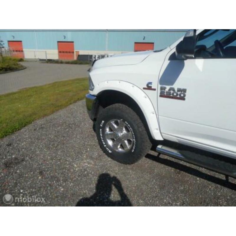 Dodge Ram 2500 - MEGACABE/CUMMINS DIESEL 6.7 550 PK