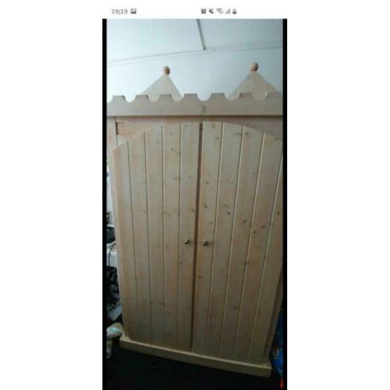 Mooie complete kamer voor peuter / kleuter / jongen / meisje