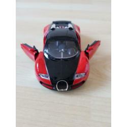 Mooi gedetailleerde model van de bugatti veyron 1:36