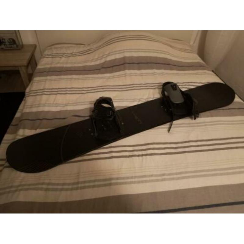 Snowboard incl tas en helm incl bril