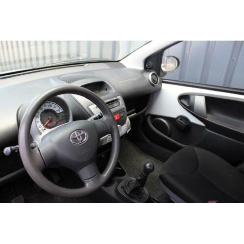Toyota Aygo 1.0 VVT-I 5drs NOW AIRCO, ELEK RAMEN, 1E EIGENAA