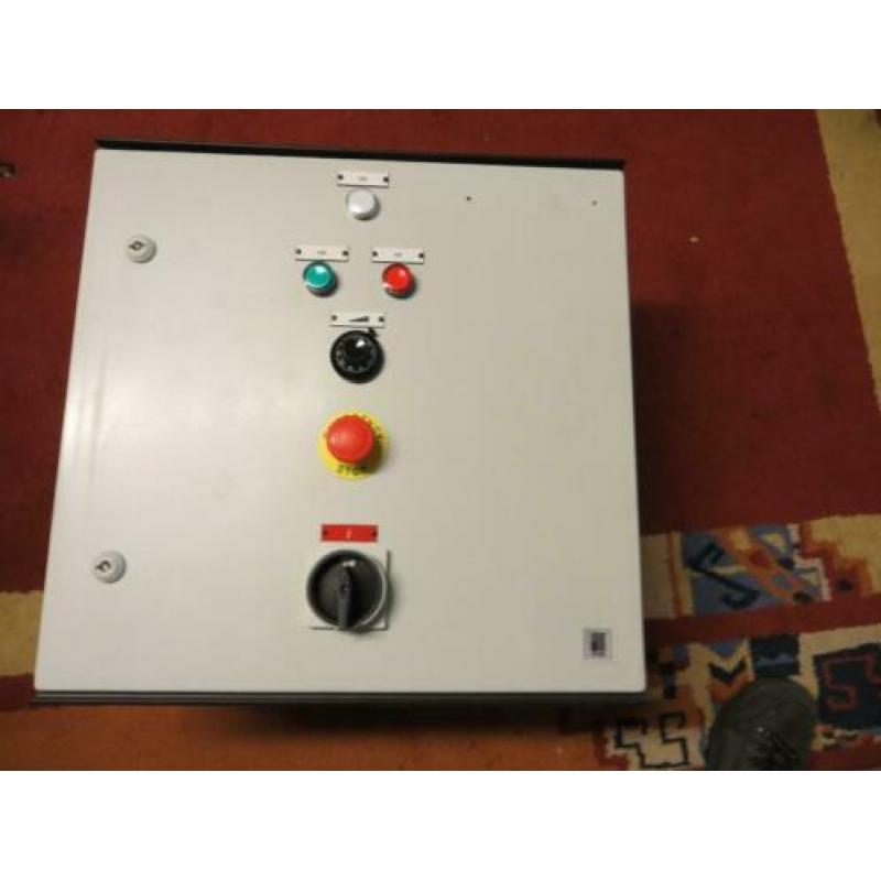 Frequentieregelaar 380V IN RITTAL KAST.