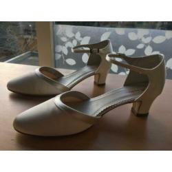 Rainbow Bruidsschoenen Anika - Ivor - Maat 37