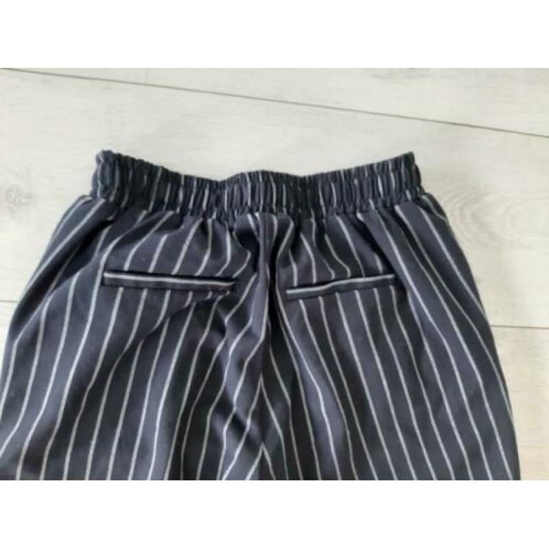 Blauwe pantalon met streep maat S