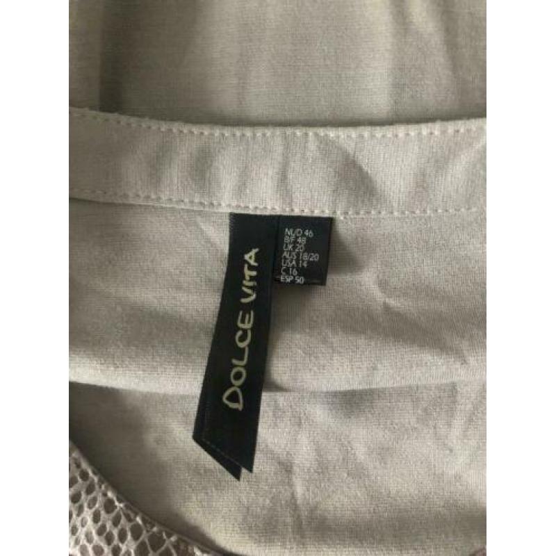 NIEUW beige jasje van Dolce Vita
