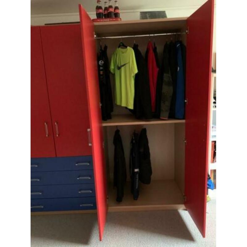 Te koop klerenkast