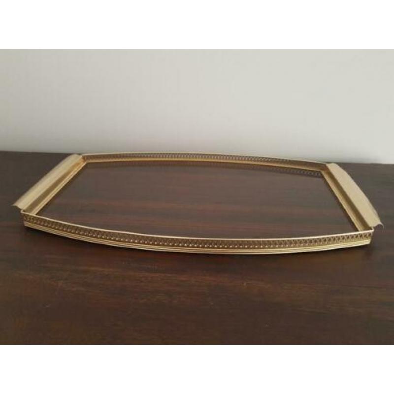 Retro vintage dienblad presenteerblad met bruin formica blad