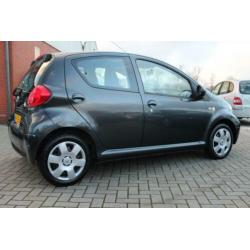 Toyota Aygo 1.0-12V + | 2008 | 5 DEURS | AIRCO | ELEK PAKKET