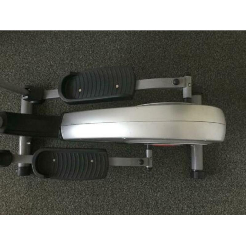 Fitness apparaat cross trainer