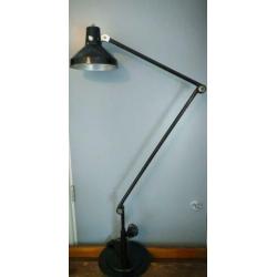 Vintage industriéle 3 armige italiaanse AB machine lamp