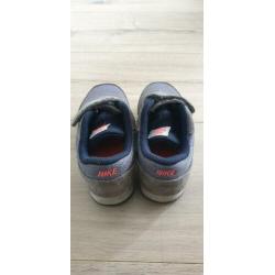 nike kinder schoenen sneakers maat 26