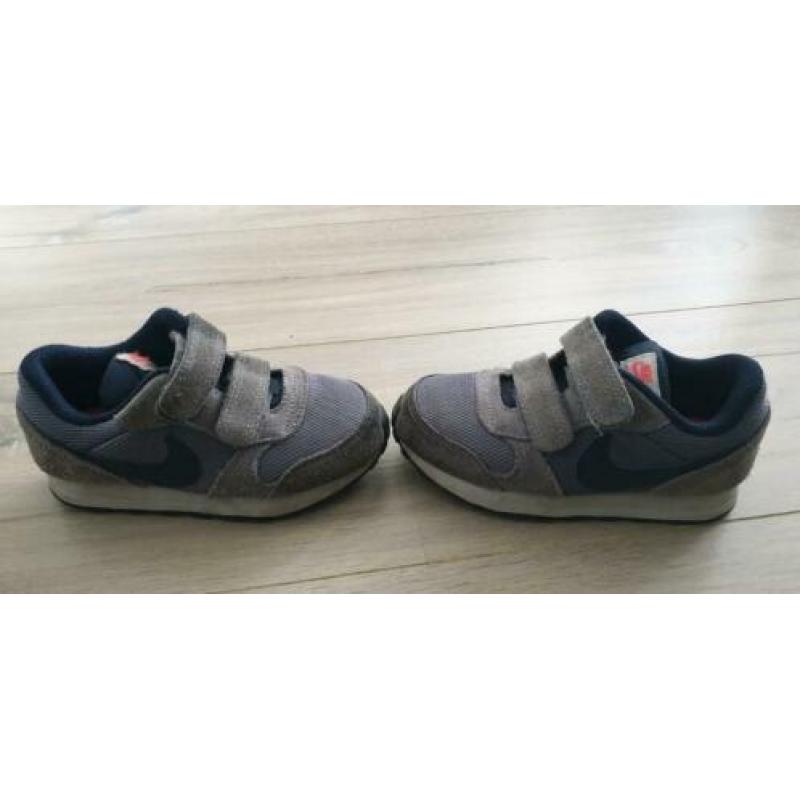 nike kinder schoenen sneakers maat 26