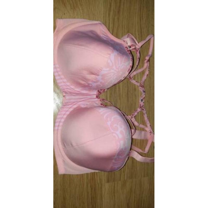 2 nieuwe MARLIES DEKKERS BH"S...80E