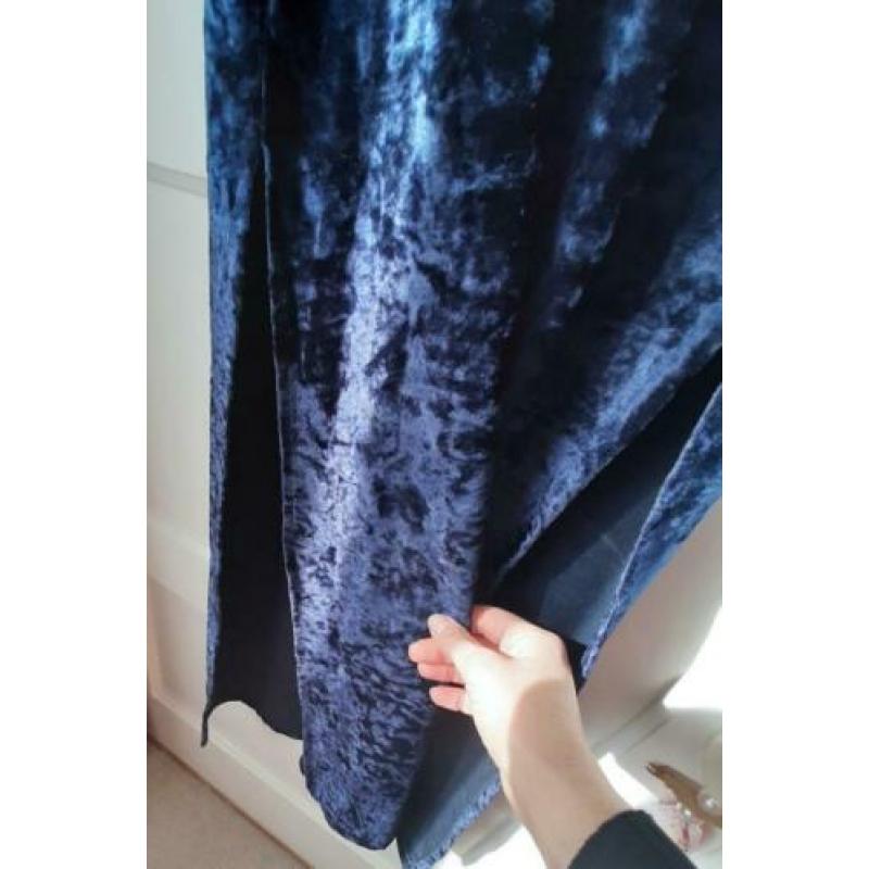 Blue velvet dress, blauwe lange avondjurk M