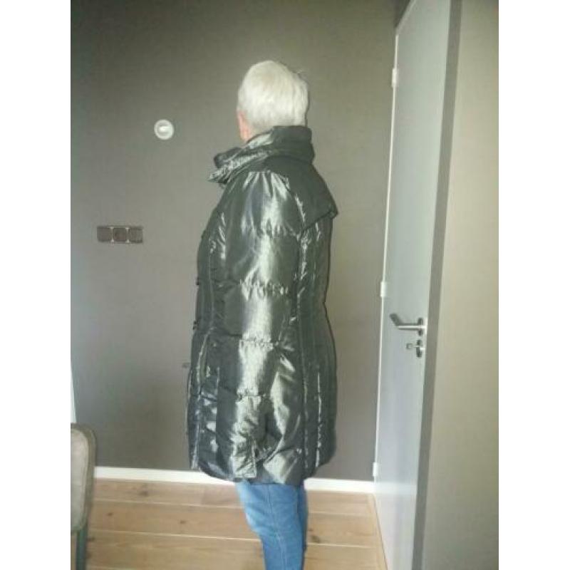 Beaumonde damesjas maat 46 met slangenprint motief