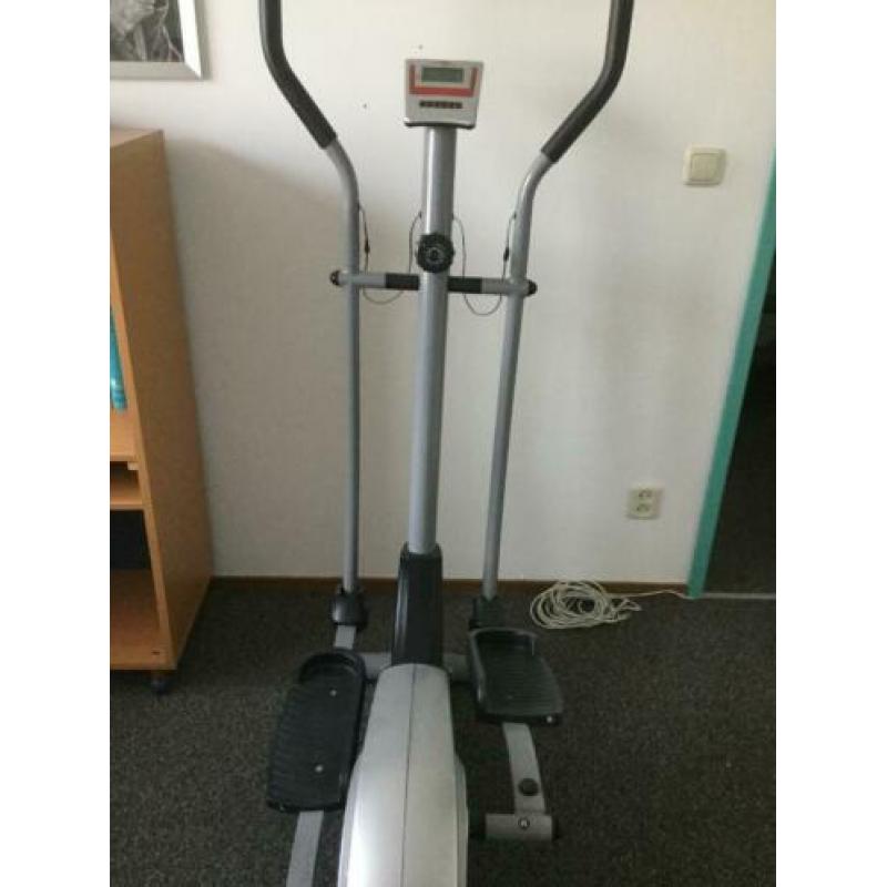 Fitness apparaat cross trainer