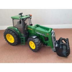 Bruder John Deere