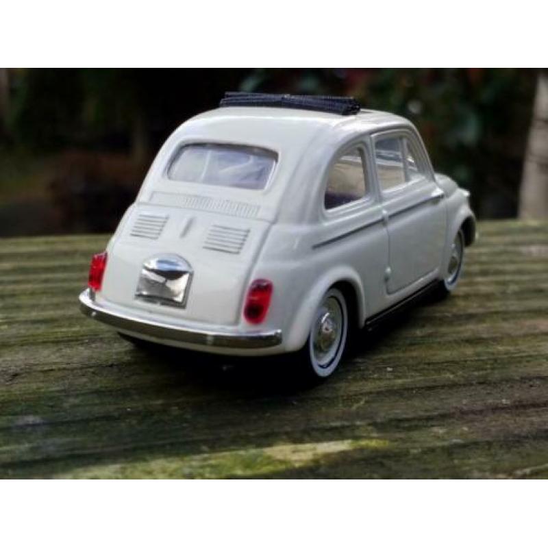 Fiat 500 1/43 Solido wit