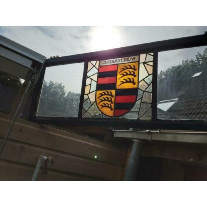 Antiek glas in lood raam