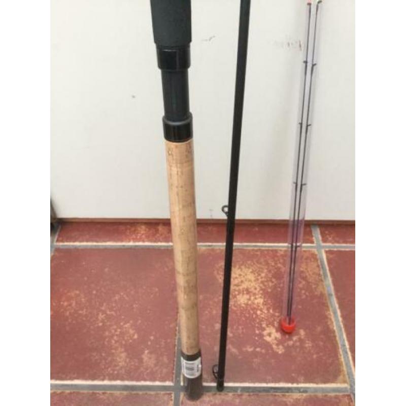 Nieuwe Sensas Black Arrow Feeder 200, 11 ft, 2 delig.