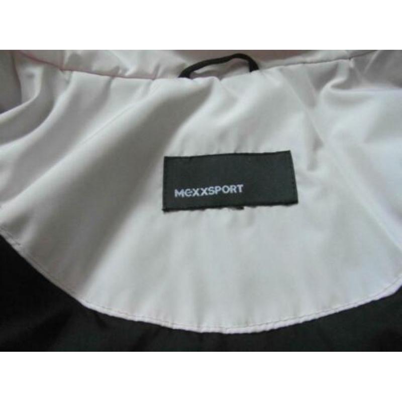 wie durft? in roze een warm winterjack van MexxSport met een