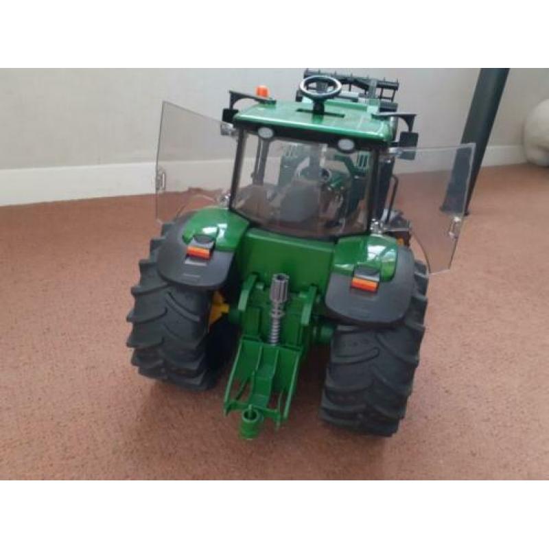 Bruder John Deere