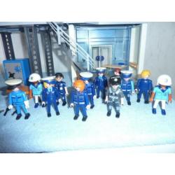 playmobil politiebureau motor quad en veel agenten