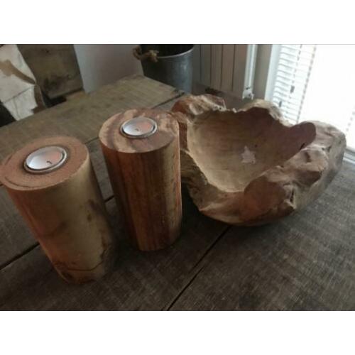 Waxinelichthouders van hout