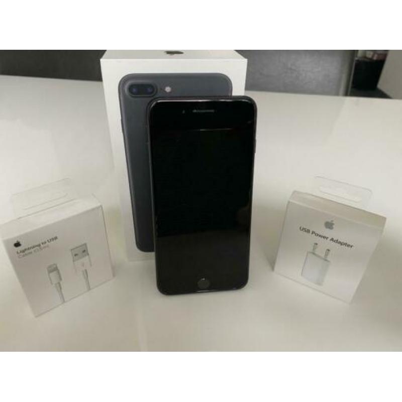 IPHONE 7 PLUS 128gb met nieuwe lader en kabel (geseald)