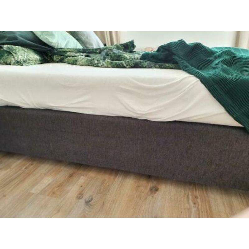 Tweepersoons boxspring incl matrassen