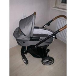 Mutsy nomad grey