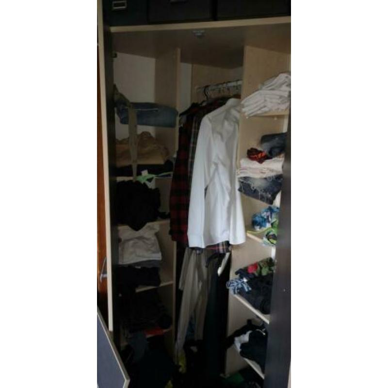 tienerkamer (bed 210x90), kast, buro, kledingkast)