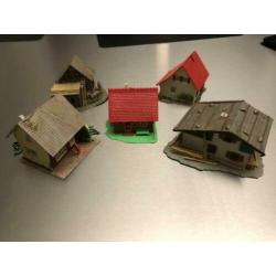 Spoorweghuisjes van Faller, set van 5