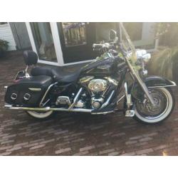 Harley Davidson FLHRCI Road King classic