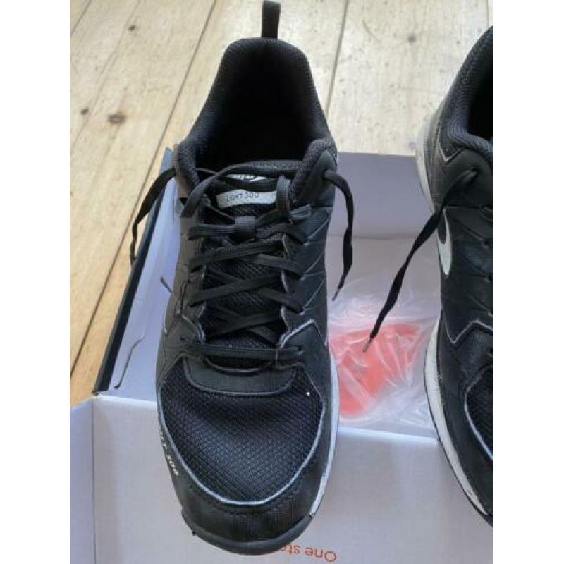 DITA zwarte veldhockeyschoenen light 300, maat EUR 42