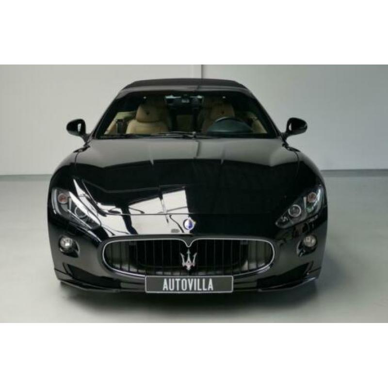 Maserati GranCabrio 4.7 Sport MC Stradale Edition (bj 2012)