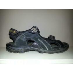 ECCO sandalen zwart maat 35