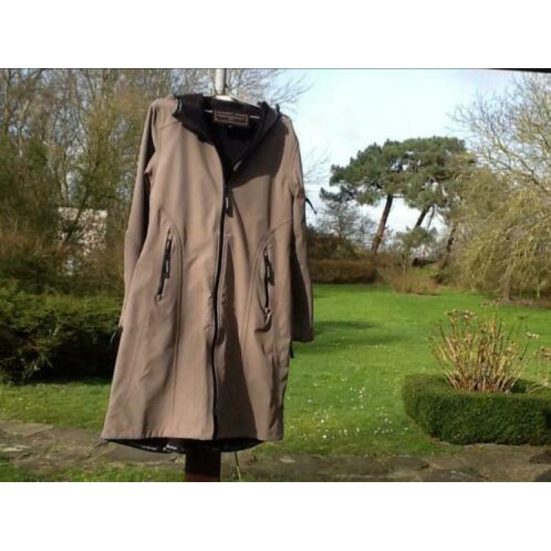 Ilse Jacobsen regen jas lang, maat 42/44. Beige / taupe.