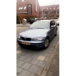 BMW 1-Serie 118 Business line 5 deurs Navi Airco Keyless bj